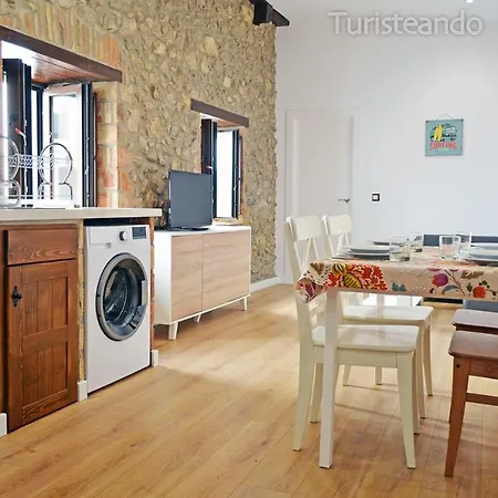 Llerandi 2b - Totalmente Reformado Y Con Balcon Al Corazon De