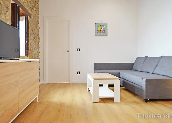 Apartment Llerandi 2b - Totalmente Reformado Y Con Balcon Al Corazon De *