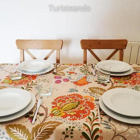 Llerandi 2b - Totalmente Reformado Y Con Balcón Al Corazón De Apartamento *