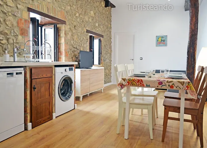 Llerandi 2b - Totalmente Reformado Y Con Balcon Al Corazon De